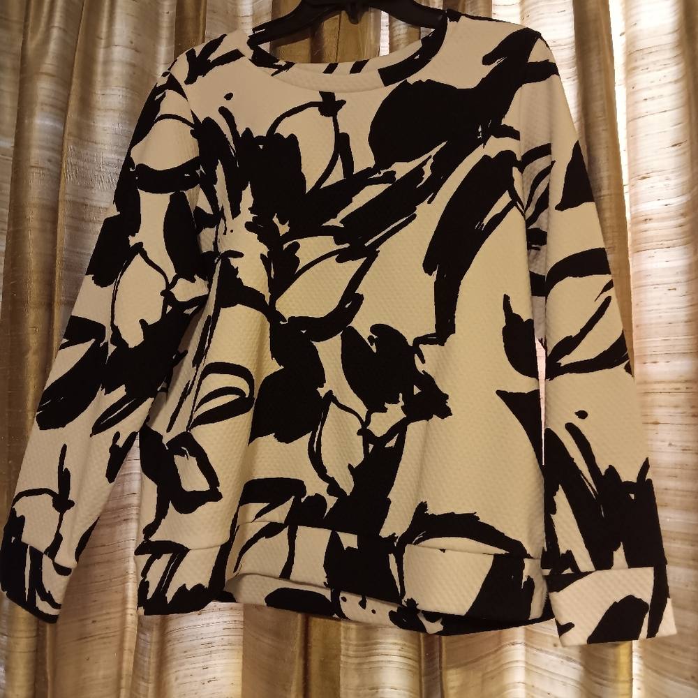 Loft black and white top